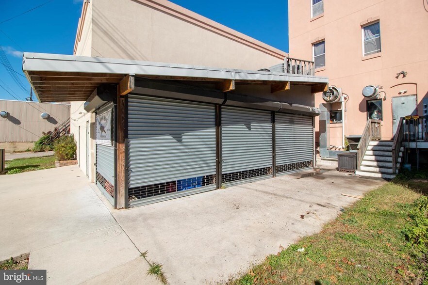 More Photos Of 619-623 E Landis Ave, Vineland Restaurant For Sale