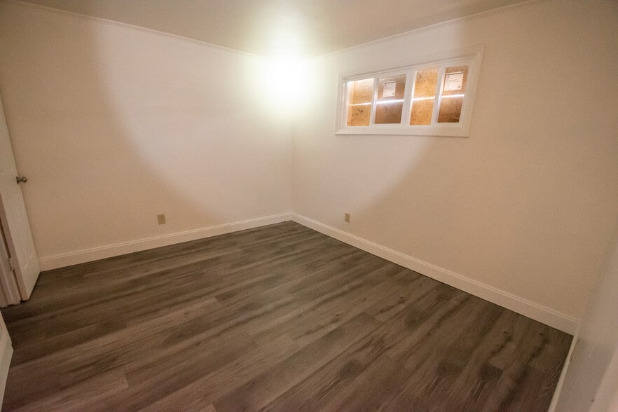 More Photos Of 3425 Martin Ave, Greensboro Apartments For Sale