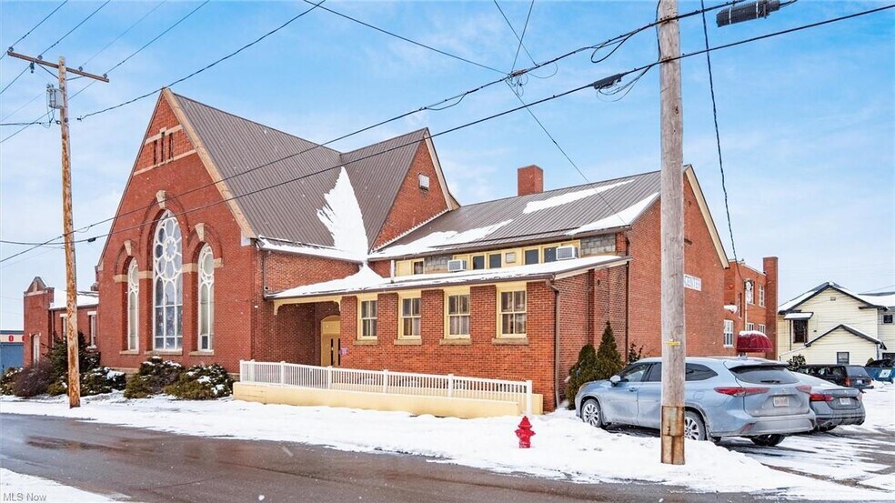 More Photos Of 130 N 7th St, Cambridge Religious Facility For Sale