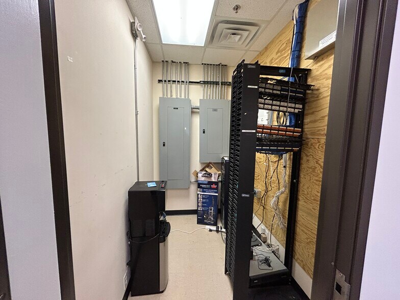 More Photos Of 4700 Dexter Dr, Plano Medical For Lease