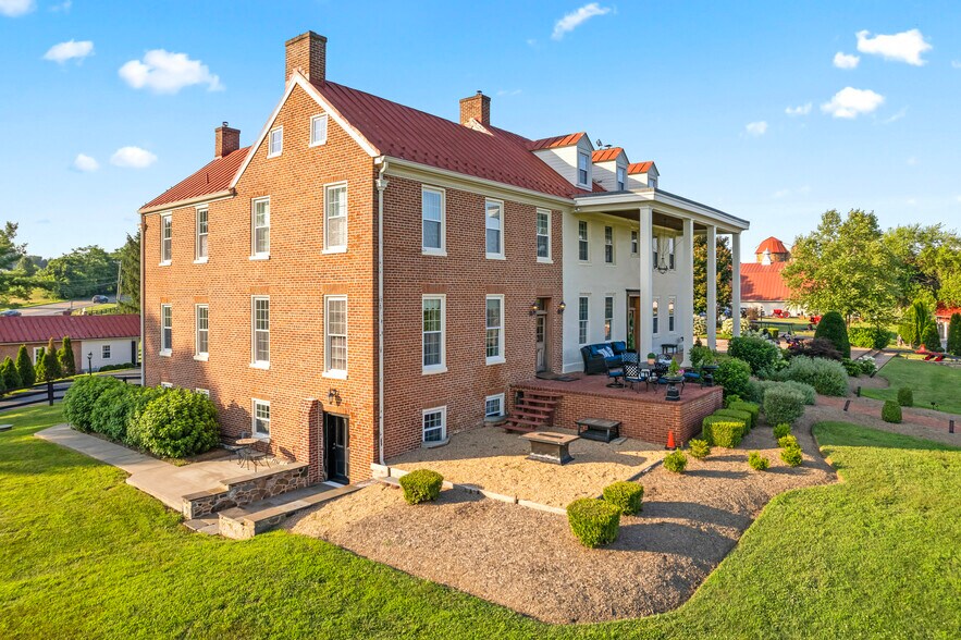 More Photos Of 15158 Berlin Tpke, Purcellville Lodge Meeting Hall For Sale