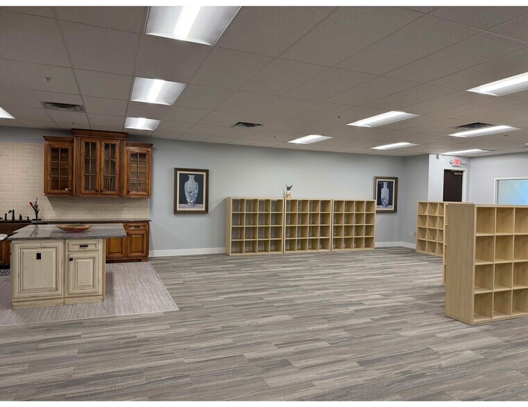 More Photos Of 6230 Shiloh Rd, Alpharetta Office For Lease