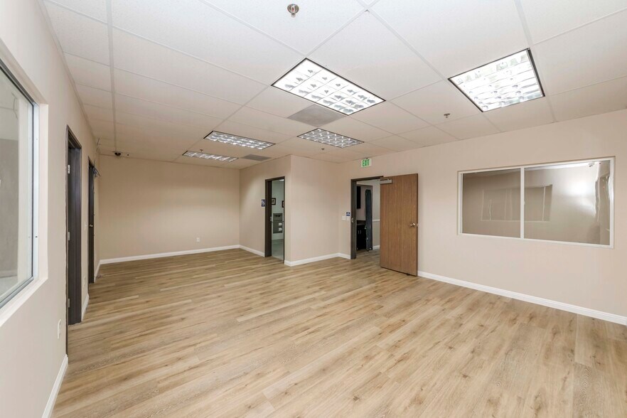 More Photos Of 1452 E Valencia Dr, Fullerton Warehouse For Sale