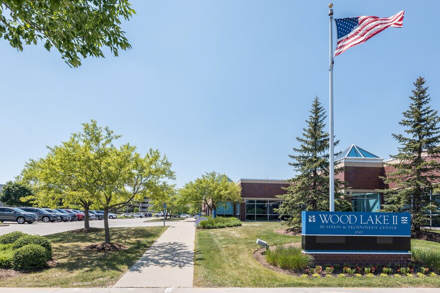 More Photos Of 10101 Innovation Dr, Milwaukee Office For Lease