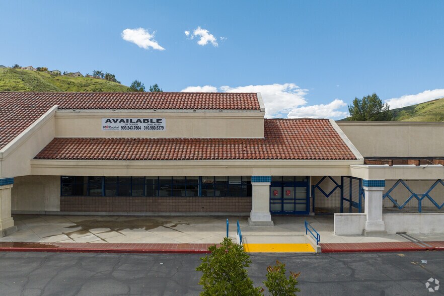 More Photos Of 949 Kendall Dr, San Bernardino General Retail For Sale