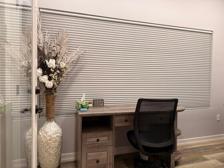 More Photos Of 101 E Park St, Grants Pass Office For Sale