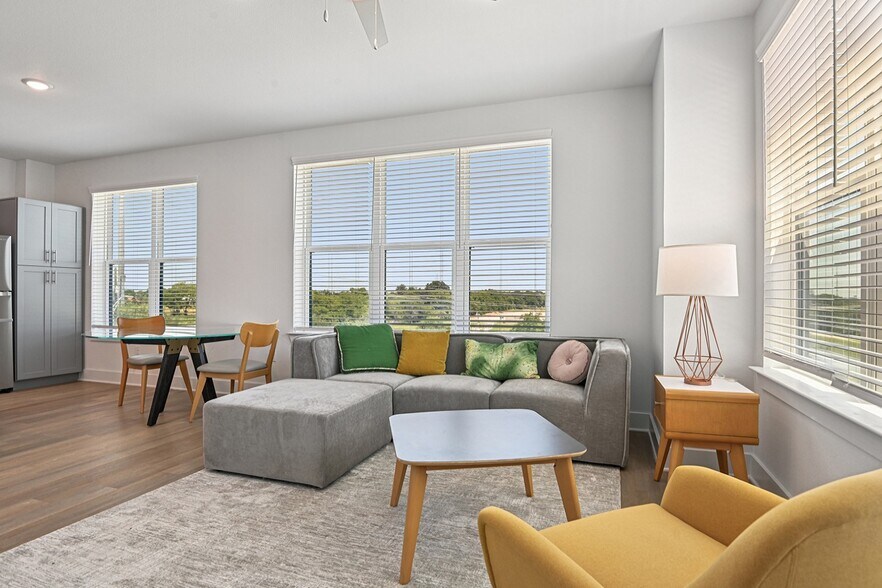 More Photos Of 4830 E Rosedale St, Fort Worth Apartments For Lease