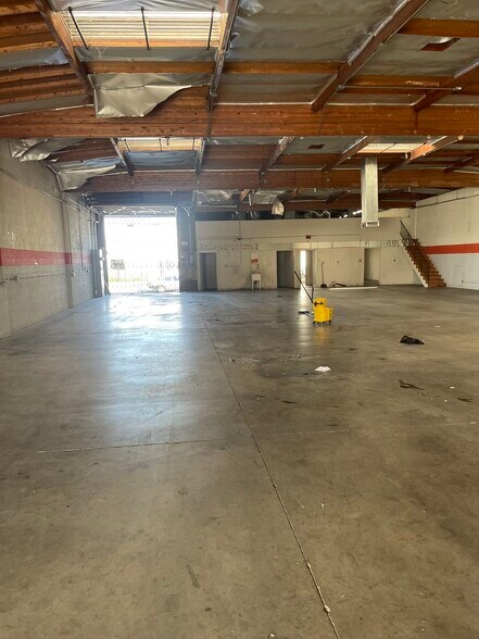 More Photos Of 2447 N Lee Ave, South El Monte Warehouse For Lease