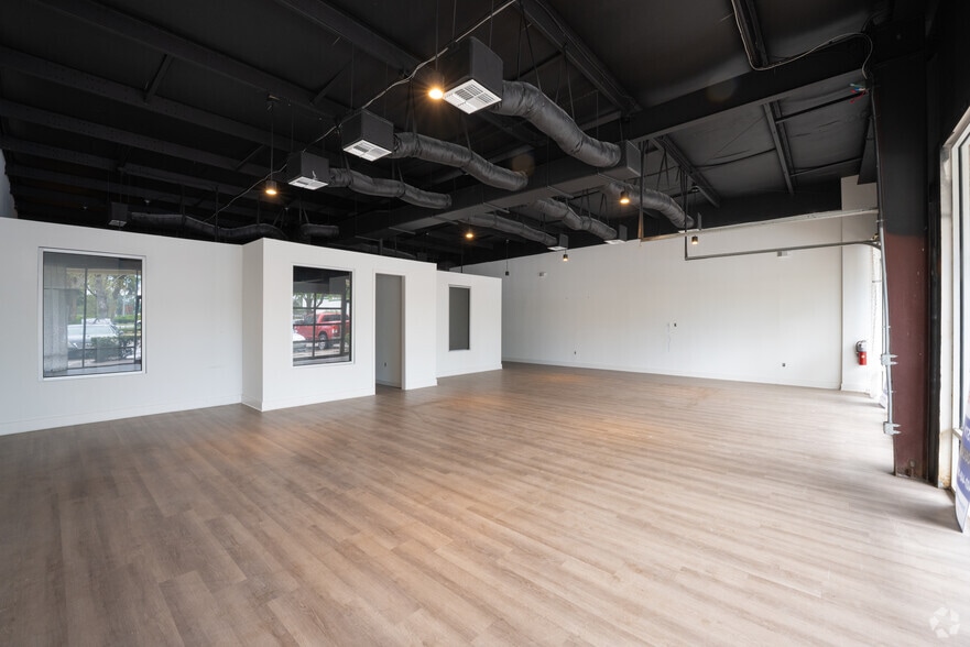 More Photos Of 12100 Collegiate Way, Orlando Unknown For Lease