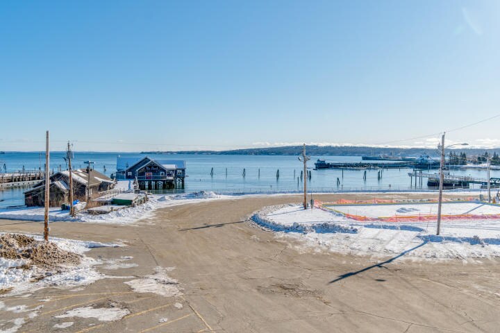 More Photos Of 275 Main St, Rockland Bar For Sale