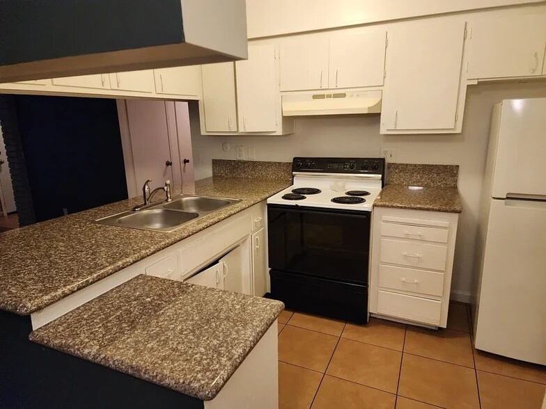 More Photos Of 67 Nedra Ct, Sacramento Apartments For Sale