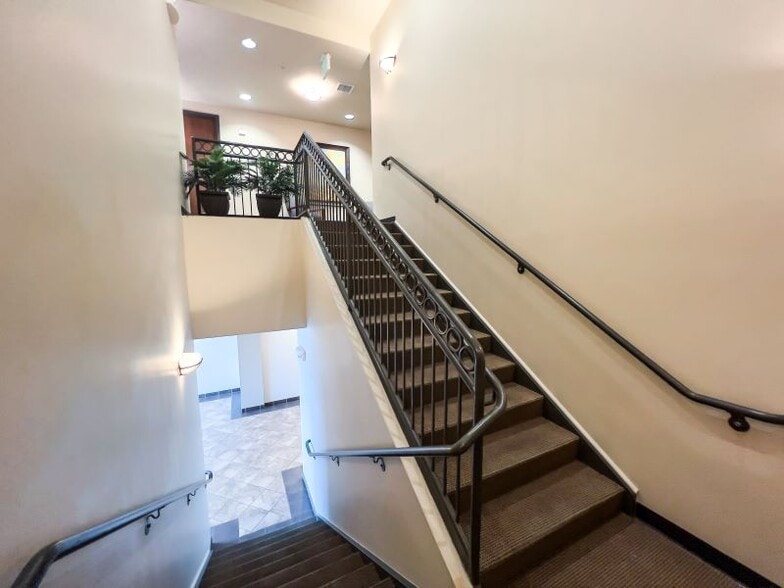 More Photos Of 7501 Village Square Dr, Castle Pines Medical For Sale