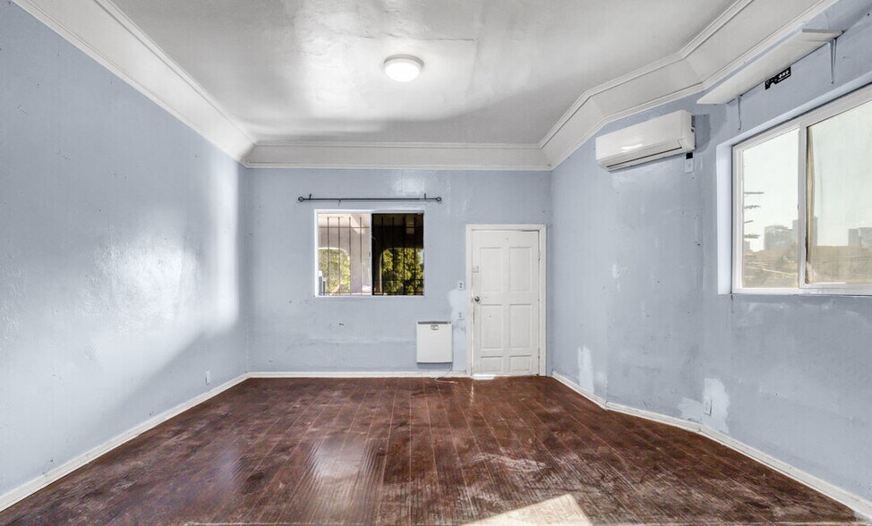 More Photos Of 275 S Union Ave, Los Angeles Apartments For Sale