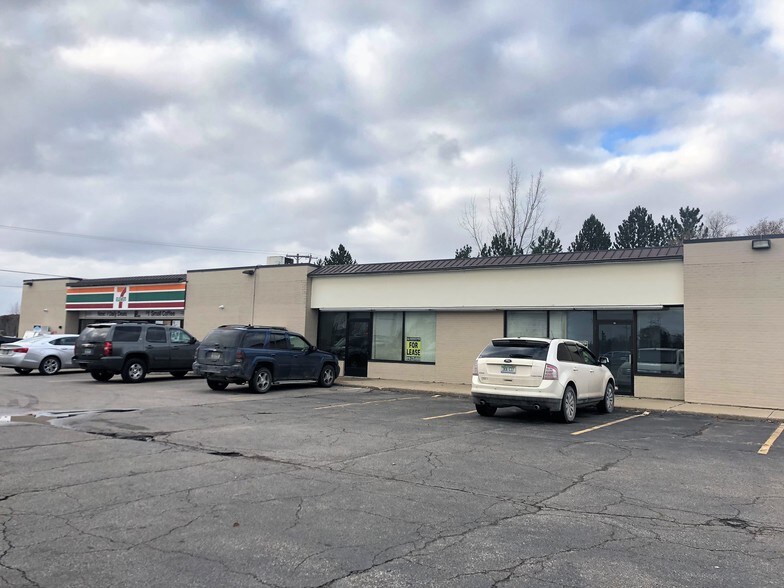 More Photos Of 3990 Tittabawassee Rd, Saginaw Freestanding For Lease
