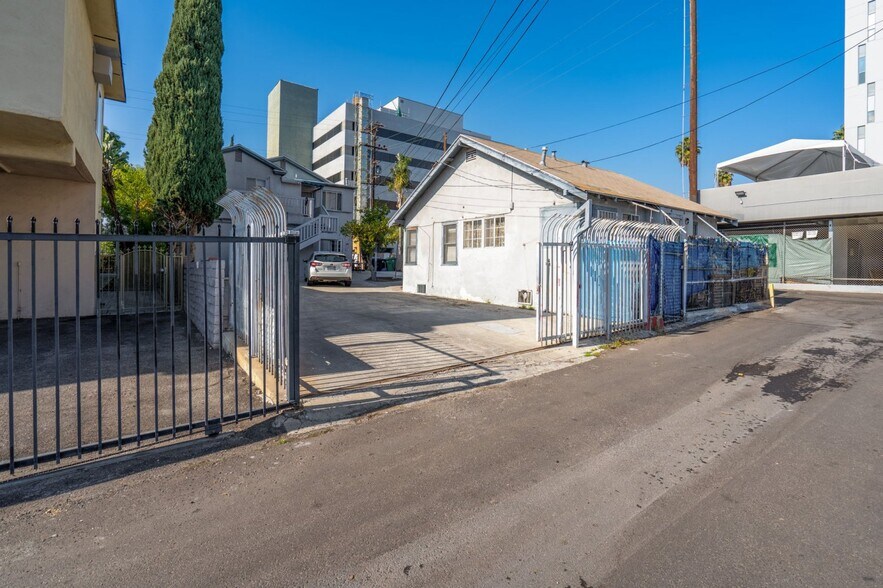 More Photos Of 1428 N Kenmore Ave, Los Angeles Apartments For Sale