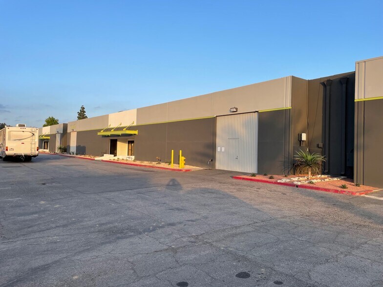 More Photos Of 1049 S Melrose St, Placentia Warehouse For Lease