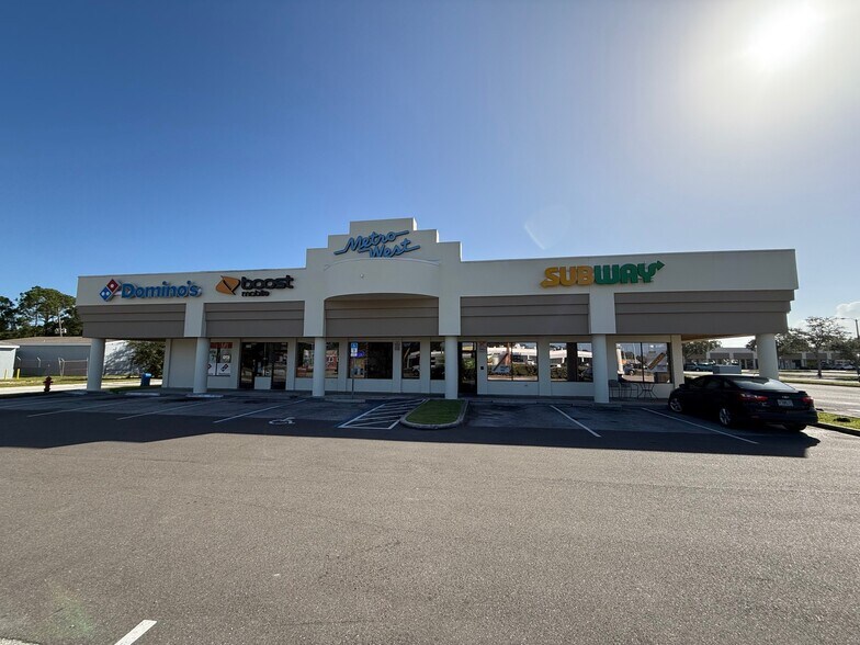 More Photos Of 2994-3054 W New Haven Ave, Melbourne Unknown For Lease