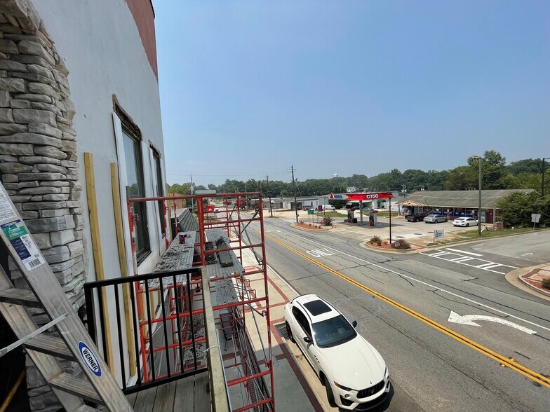 More Photos Of 117 N Jefferson Ave, Eatonton Storefront For Sale