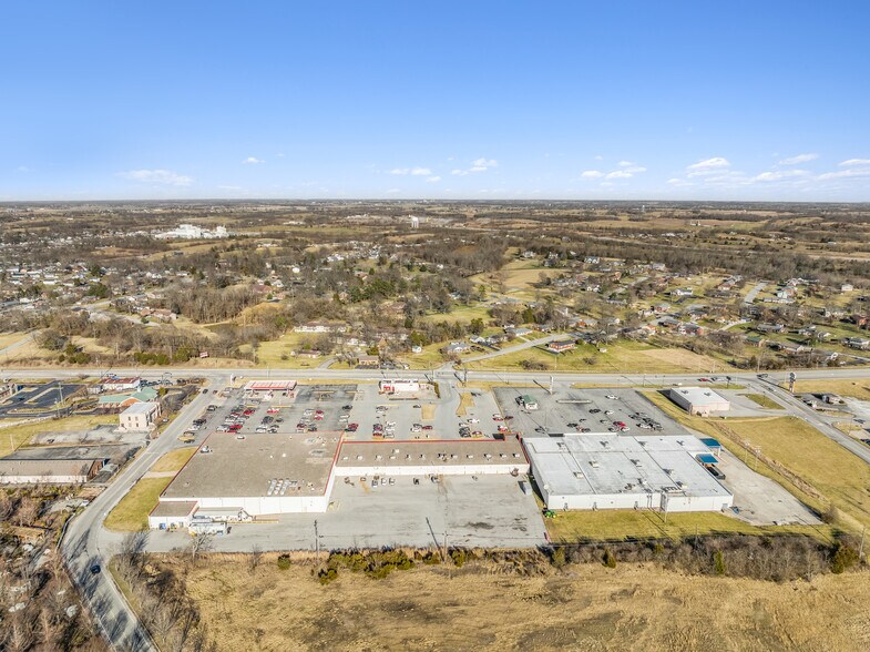 More Photos Of 844 S College St, Harrodsburg Unknown For Sale