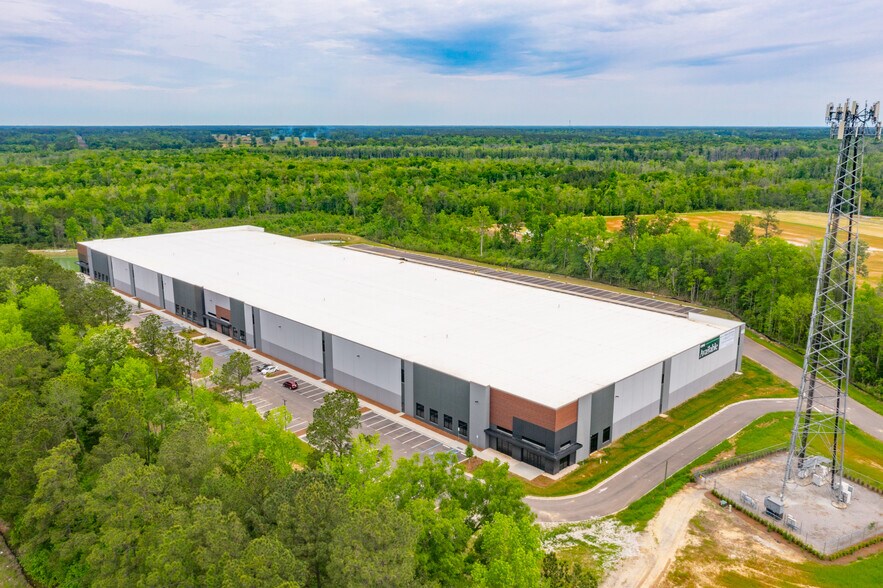 More Photos Of 420 Strathmore Rd, Summerville Unknown For Lease