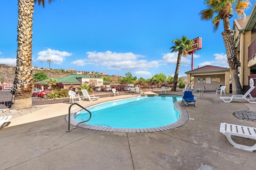 More Photos Of 260 W Main St, Vernal Hotel For Sale