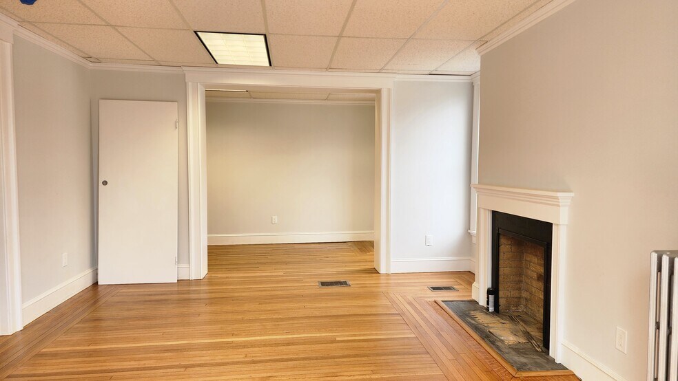 More Photos Of 28 Franklin Pl, Morristown Medical For Lease