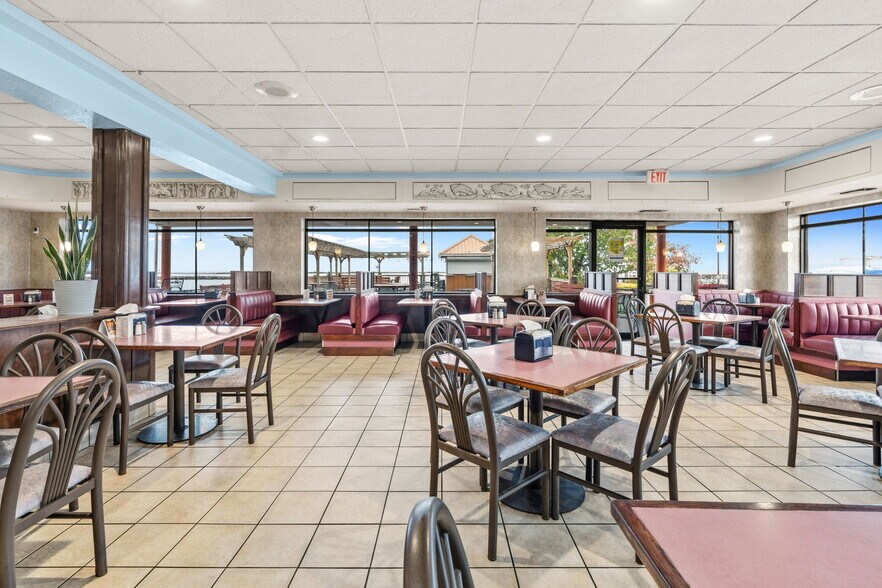 More Photos Of 6-8 Lake Shore Dr W, Dunkirk Freestanding For Sale