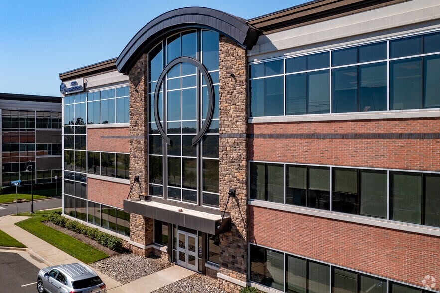 More Photos Of 44790 Maynard Sq, Ashburn Office For Sale