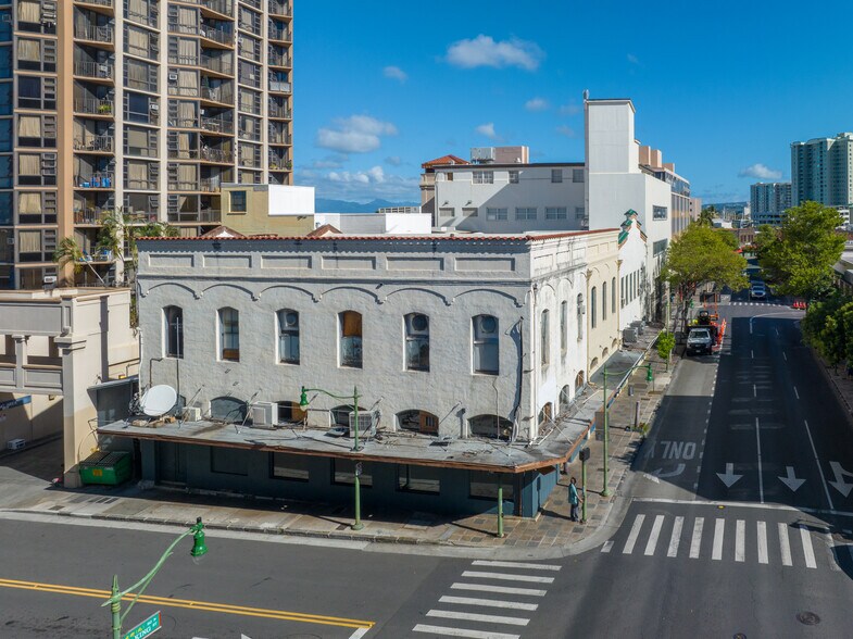 75 N King St, Honolulu, HI 96817 Storefront Retail Office For Sale