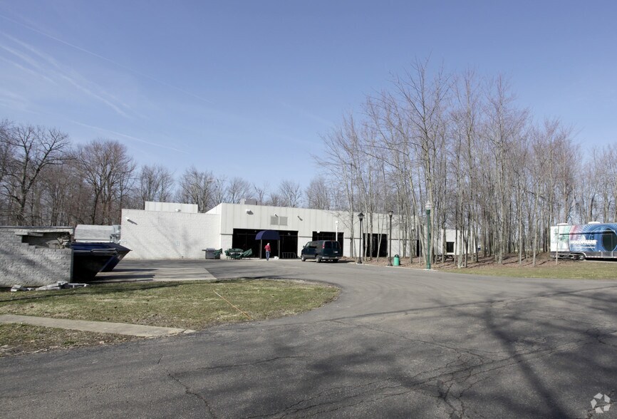 Primary Photo Of 3825 Columbus Rd, Granville Business Park For Lease