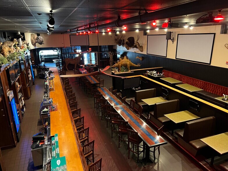 Primary Photo Of 77 Free St, Portland Restaurant For Lease