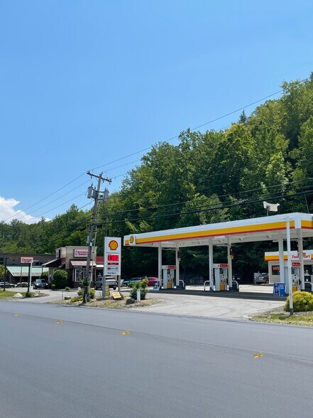 328 Marlboro Rd  