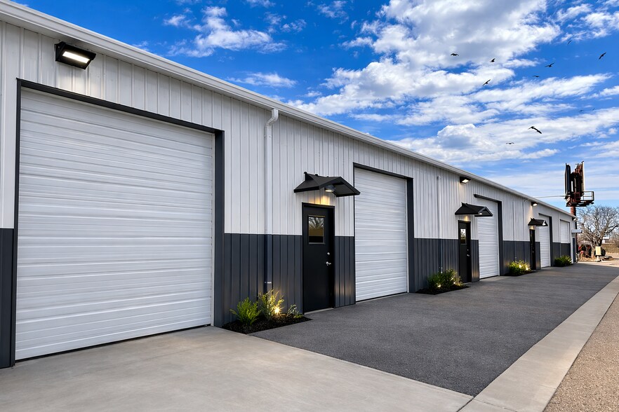 Primary Photo Of 4375 W Copper Hills Pky, West Jordan Warehouse For Lease