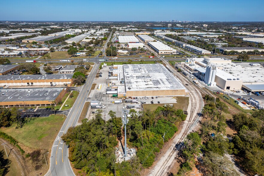 More Photos Of 2292 W Sand Lake Rd, Orlando Refrigeration Cold Storage For Lease