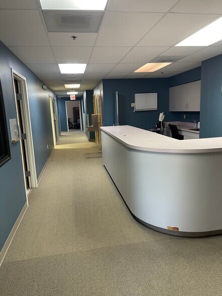 More Photos Of 115 Highway 641 S, Camden Office For Lease