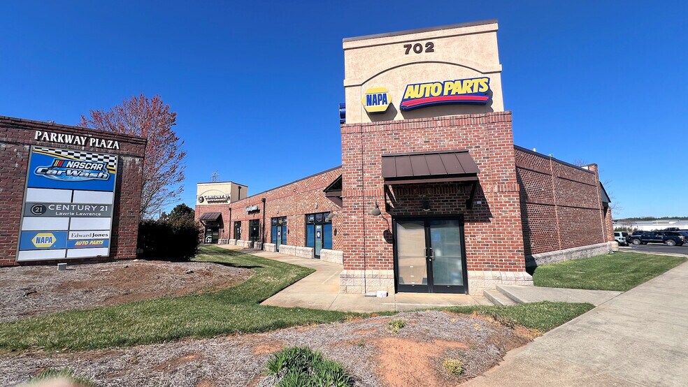 Primary Photo Of 702 Brawley School Rd, Mooresville Storefront Retail Office For Lease