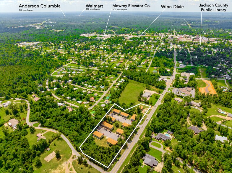 More Photos Of 3034 Jefferson St, Marianna Apartments For Sale
