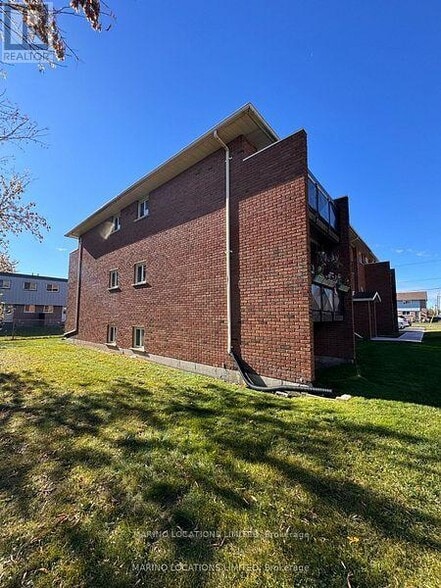 More Photos Of 147 N Park St, Belleville Multifamily For Sale