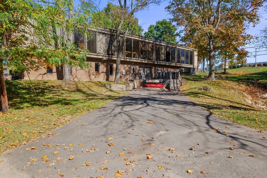 More Photos Of 11 Mayview Rd, Bridgeville Office For Sale