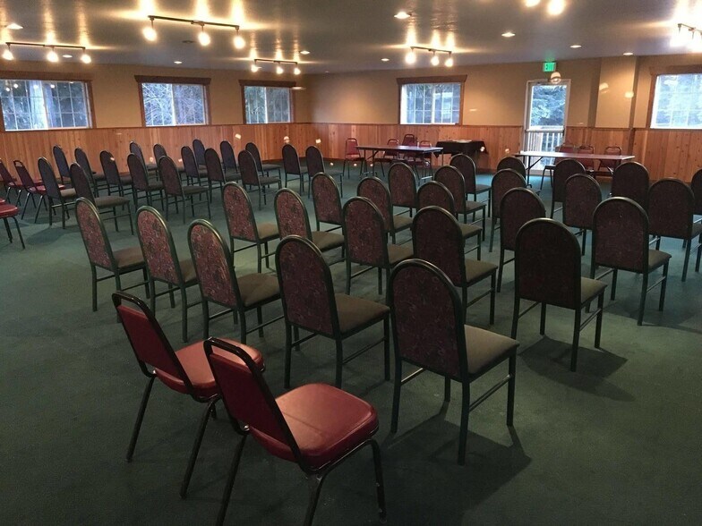 More Photos Of 5310 Dickensheet Rd, Coolin Hotel For Sale