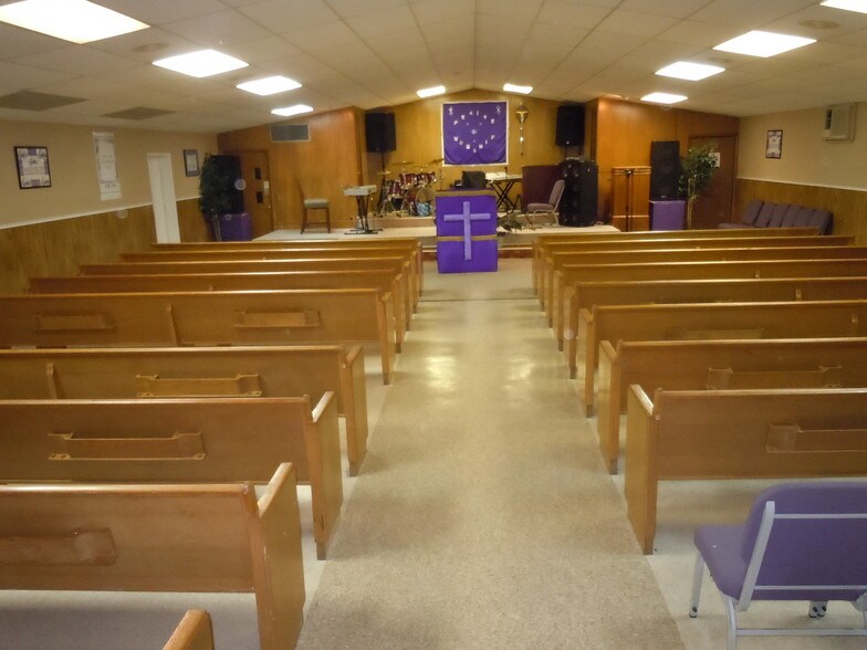 More Photos Of 2024 N Maplewood Ave, Tulsa Religious Facility For Sale