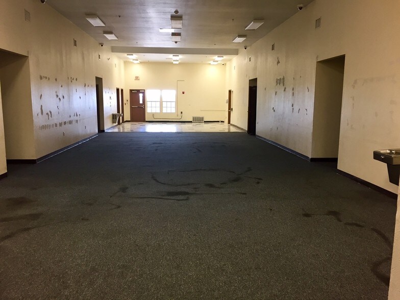 More Photos Of 422 S Enterprize Pky, Corpus Christi Office For Lease