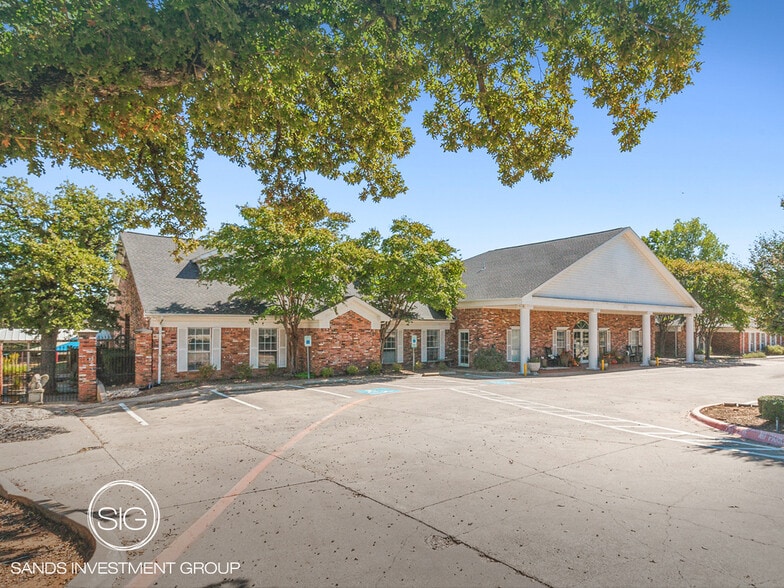 Primary Photo Of 4615 Park Springs Blvd, Arlington Schools For Sale