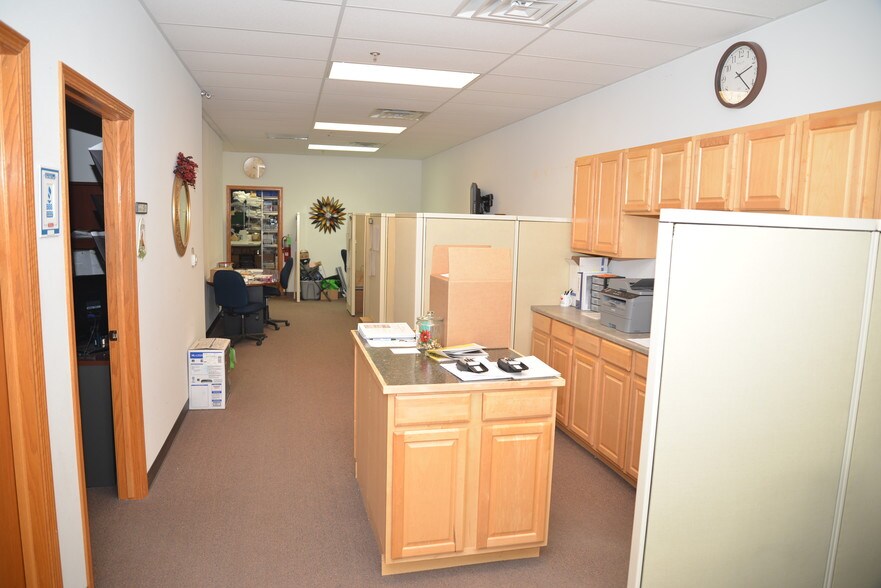 More Photos Of 1343 E Wisconsin Ave, Pewaukee Light Distribution For Lease