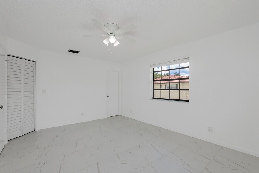 More Photos Of 10675-10687 Royal Palm Blvd, Coral Springs Apartments For Sale