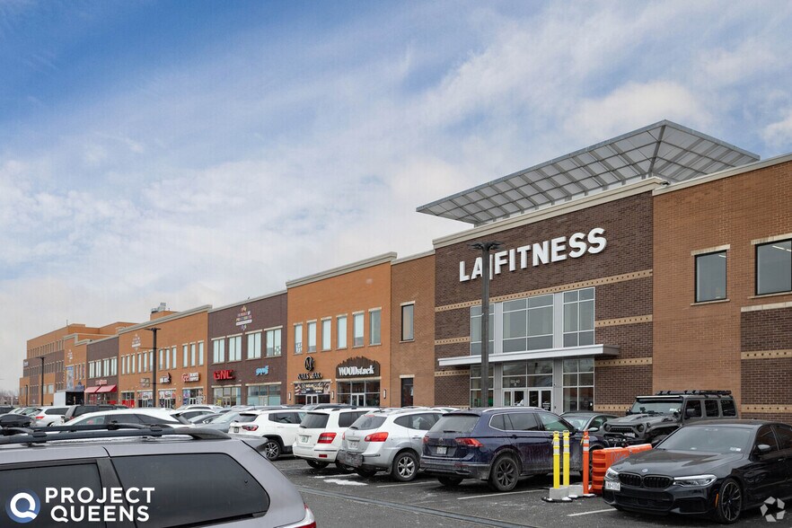 Primary Photo Of 7804 S Conduit Ave, Howard Beach, Howard Beach Storefront For Lease