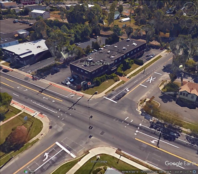 More Photos Of 652 Suffolk Ave, Brentwood Office For Sale