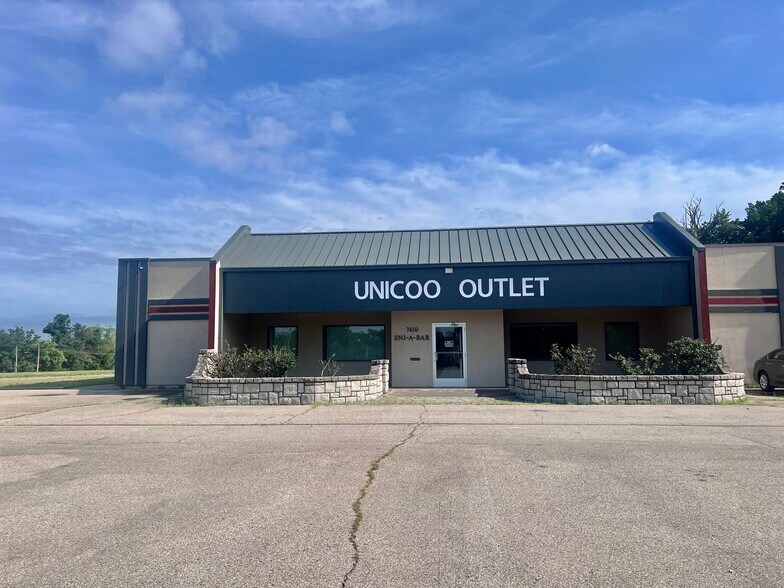 More Photos Of 7410 Sni-A-Bar Rd, Kansas City Manufacturing For Sale