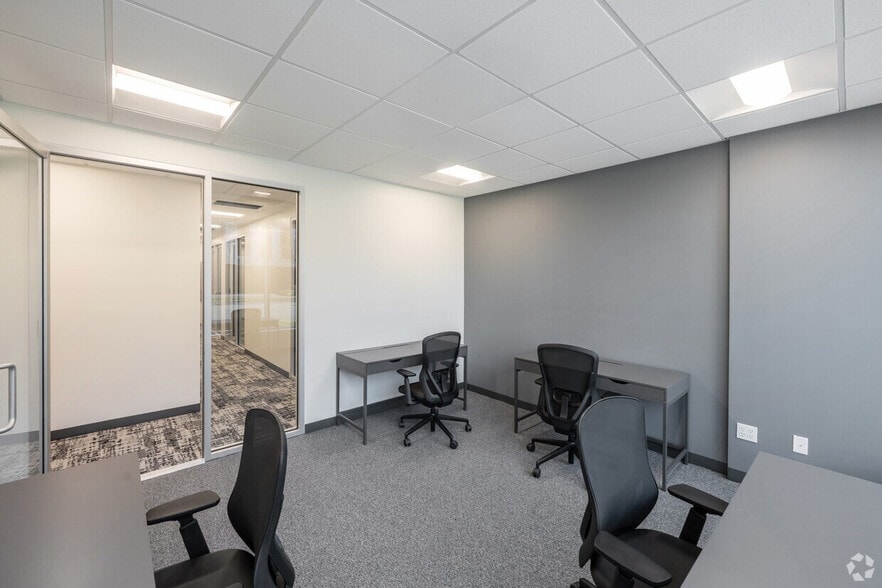 More Photos Of 1051 Franklin Ave, Garden City Coworking Space