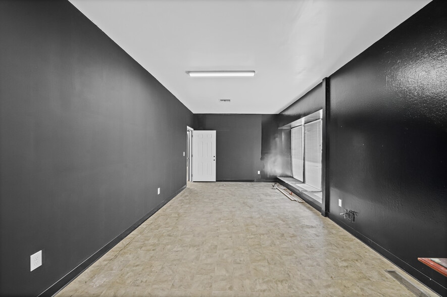 More Photos Of 300 Pendleton Way, Oakland Office For Sale